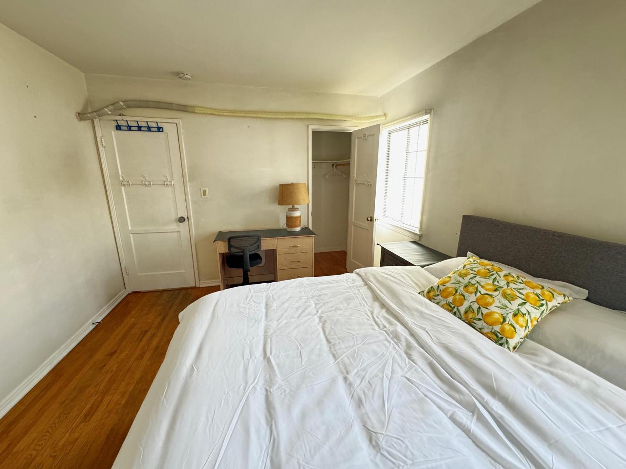 Cozy Home In Prime Location Monterey Park Exterior photo